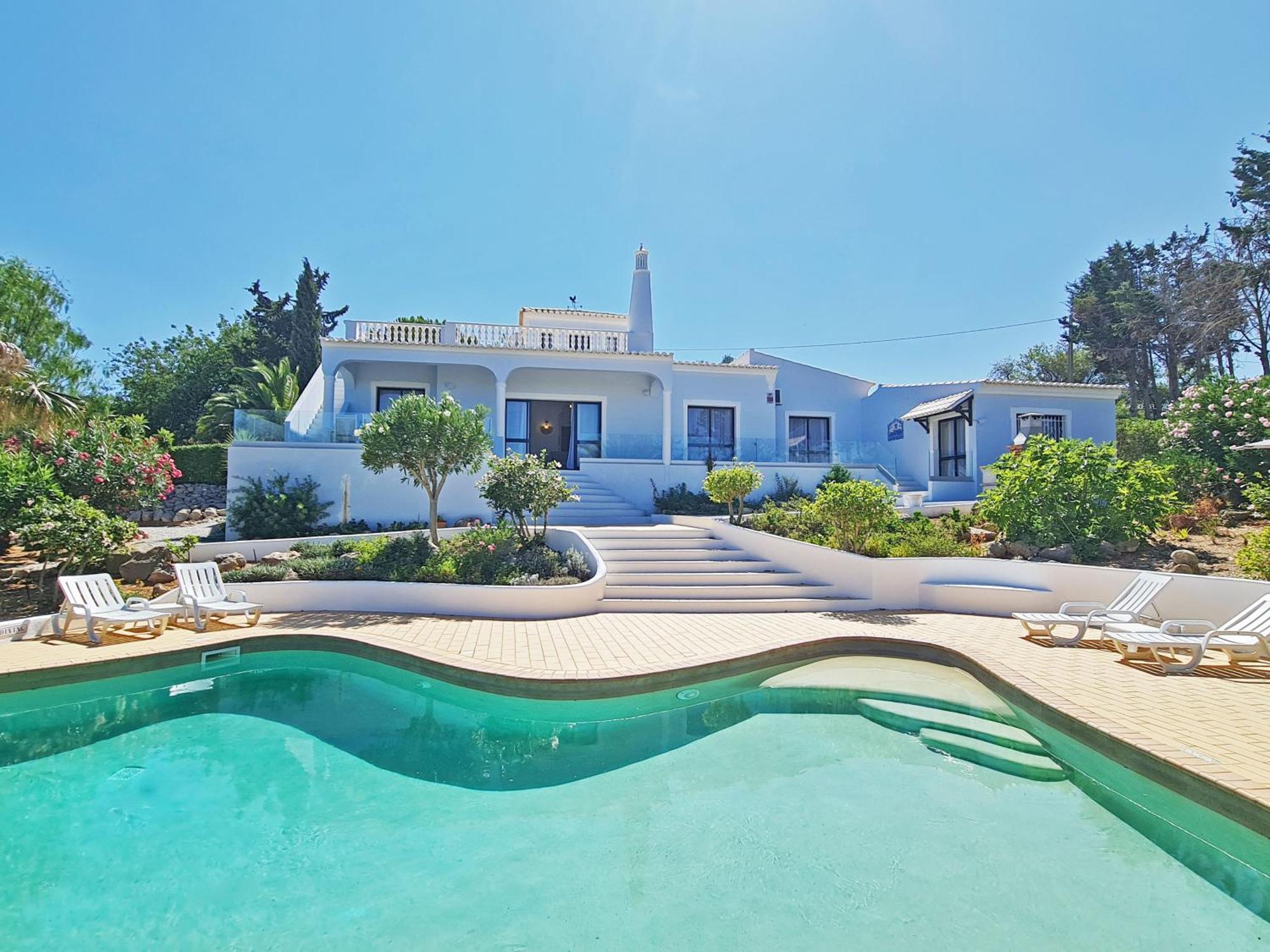Vila Casa Vitoria - With Private Pool Pêra Exteriér fotografie